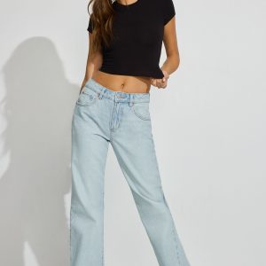 '90s Straight Jeans